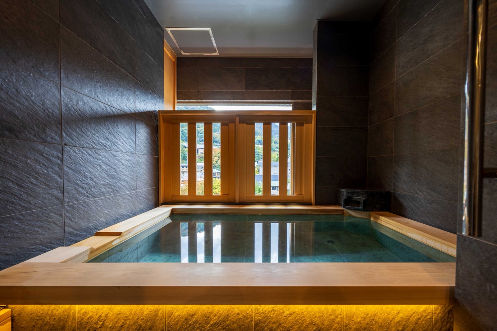 Private open-air bath